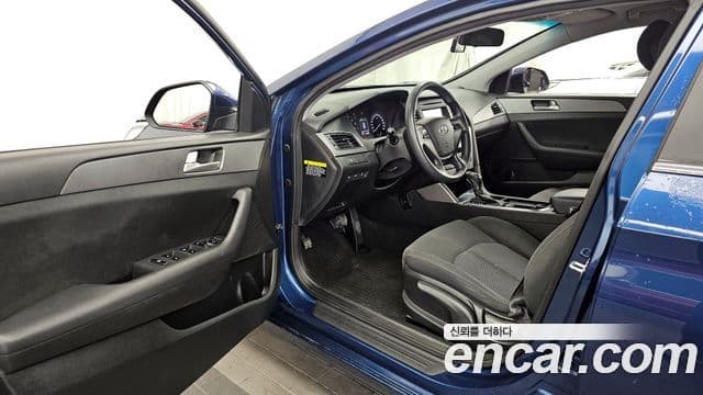 Hyundai LF Sonata Style, 2015 10