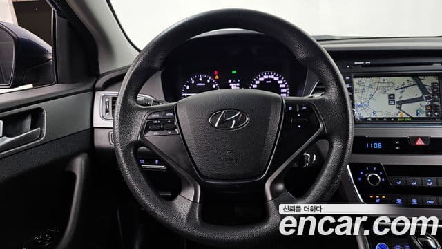 Hyundai LF Sonata Style, 2015 13