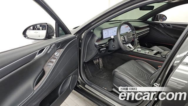 Genesis G80 (RG3) бензин 2.5 турбо AWD, 2025 10