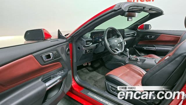 Ford Mustang 7세대 5.0 GT Premium кабриолет, 2024 11