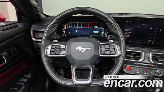 Ford Mustang 7세대 5.0 GT Premium кабриолет, 2024 13