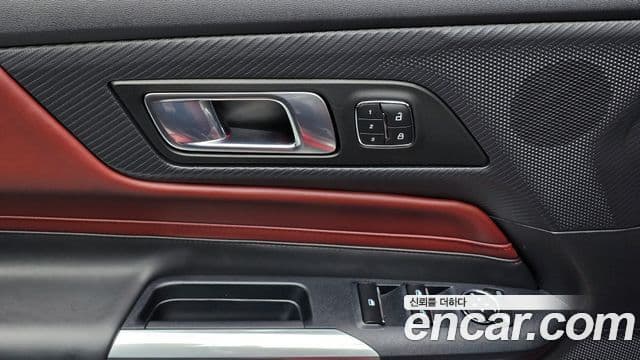 Ford Mustang 7세대 5.0 GT Premium кабриолет, 2024 19