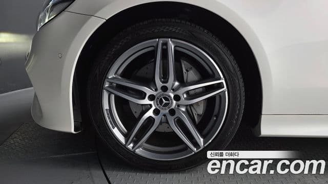 Mercedes-Benz E-класс W213 E220d купе, 2017 все фото