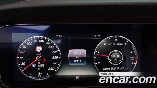 Mercedes-Benz E-класс W213 E220d купе, 2017 8