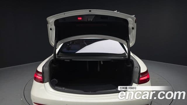 Mercedes-Benz E-класс W213 E220d купе, 2017 20