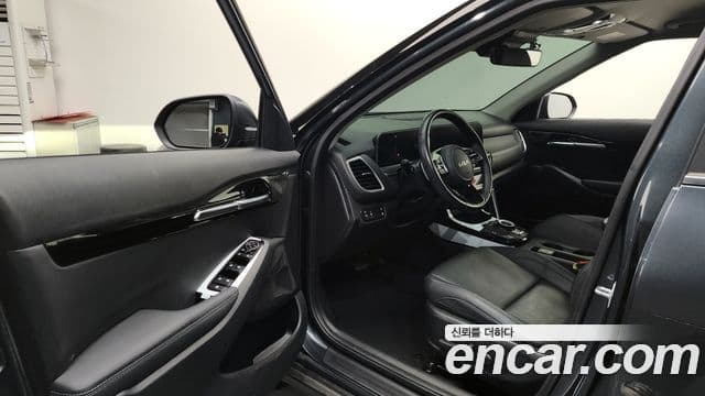 Kia The / новый New Seltos Signature, 2024 10