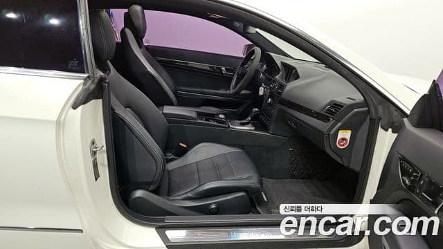 Mercedes-Benz E-класс W212 E350 купе, 2011 11