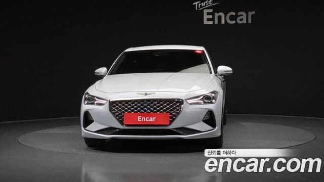 Genesis G70 Elite, 2019 3