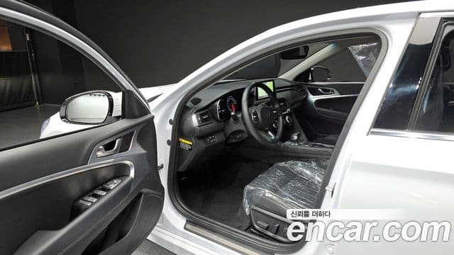 Genesis G70 Elite, 2019 10