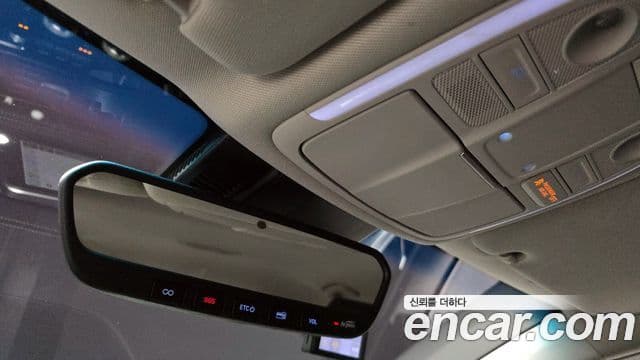 Genesis G70 Elite, 2019 19