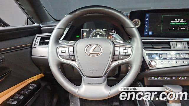 Lexus ES300h 7세대 F-Sport Design пакет, 2024 11