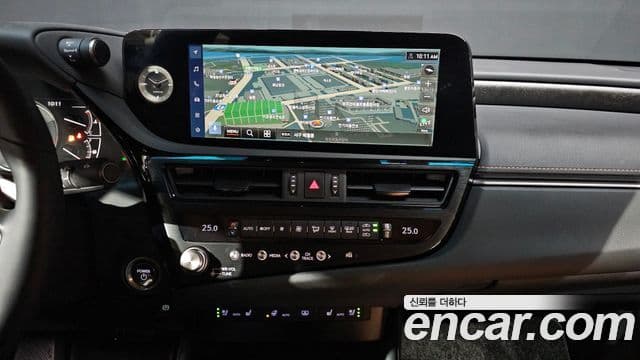 Lexus ES300h 7세대 F-Sport Design пакет, 2024 12