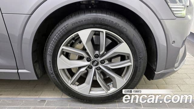 Audi e-Tron, 2021 все фото