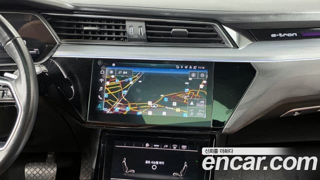 Audi e-Tron, 2021 14