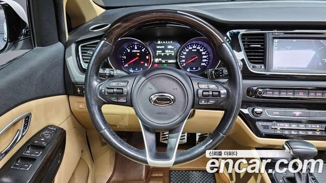 Kia All New Carnival President, 2017 12