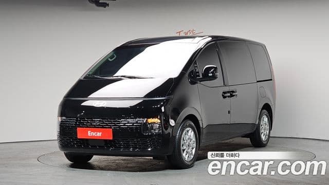 Hyundai Staria Modern, 2025 11