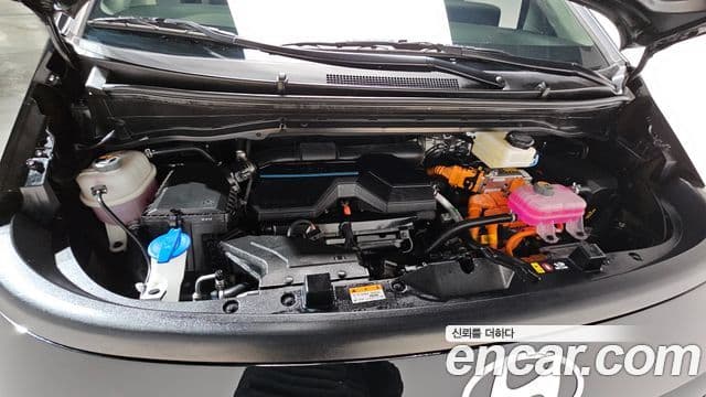 Hyundai Staria Modern, 2025 6