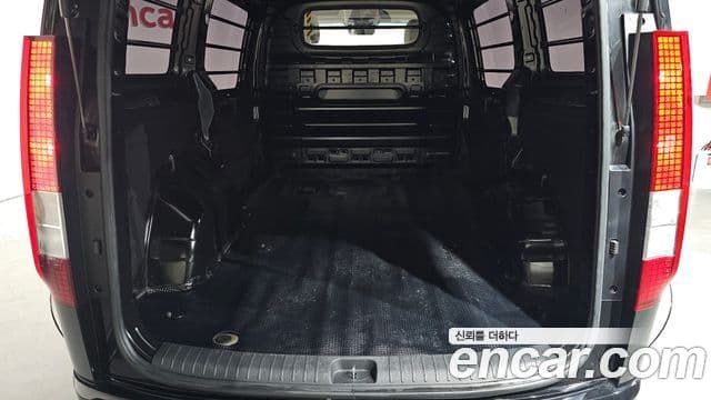 Hyundai Staria Modern, 2025 21