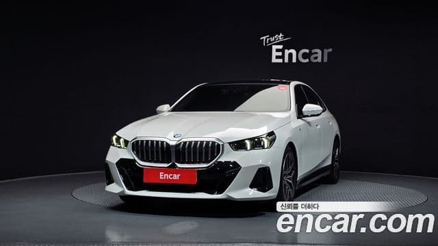 BMW 5시리즈 (G60) 523d xDrive M Sport, 2025 3