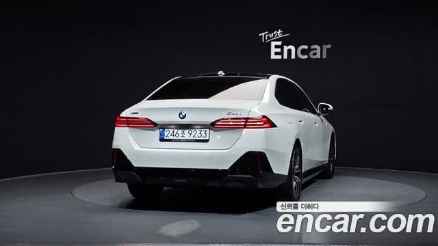 BMW 5시리즈 (G60) 523d xDrive M Sport, 2025 4