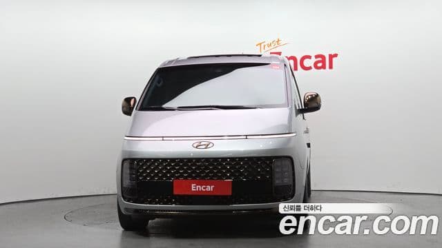 Hyundai Staria Inspiration, 2022 3