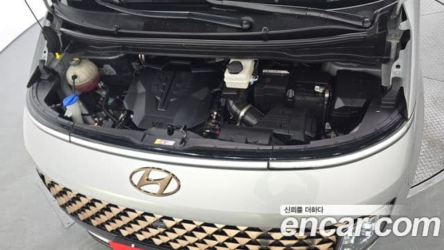 Hyundai Staria Inspiration, 2022 6