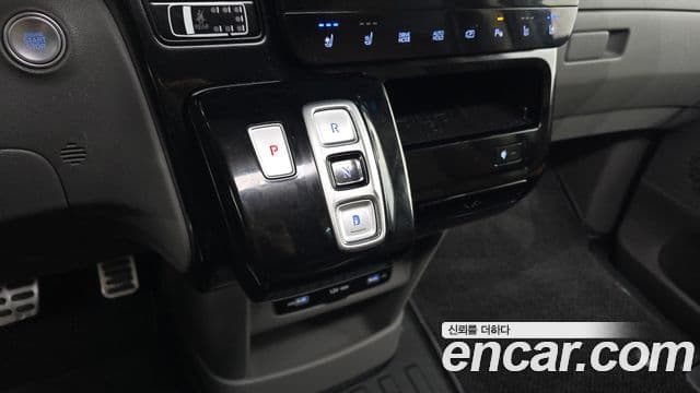 Hyundai Staria Inspiration, 2022 9