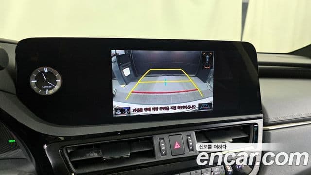 Lexus ES300h 7세대 Luxury Plus, 2022 17