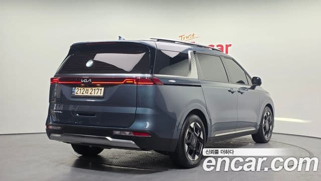 Kia Carnival 4세대 Signature, 2022 2