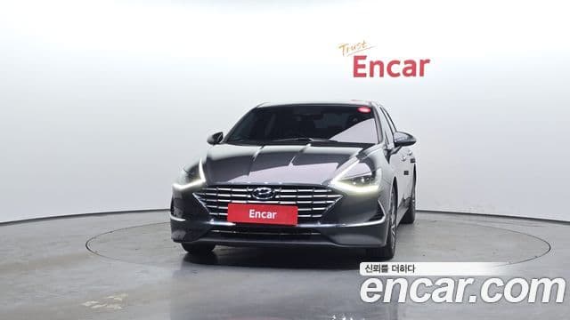 Hyundai Sonata гибрид (DN8) Premium Plus, 2022 3