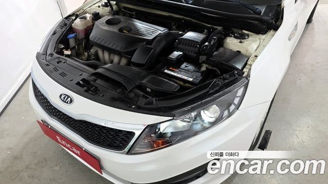 Kia K5 LPI Deluxe, 2012 6