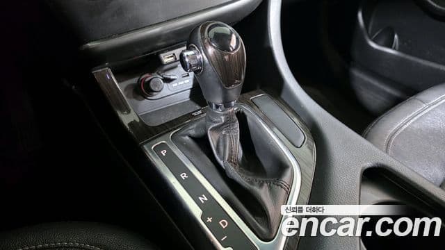 Kia K5 LPI Deluxe, 2012 9