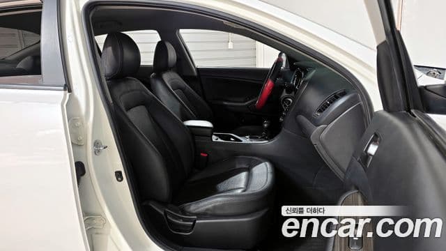 Kia K5 LPI Deluxe, 2012 10