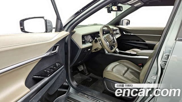 KG모빌리티(SsangYong) Torres T7, 2023 10