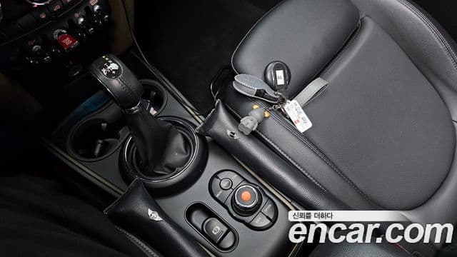 Mini Cooper Countryman 2세대, 2018 9