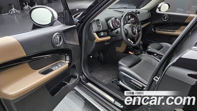 Mini Cooper Countryman 2세대, 2018 11