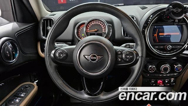 Mini Cooper Countryman 2세대, 2018 13