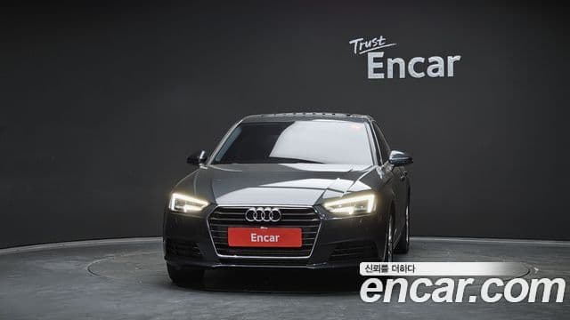 Audi A4 (B9), 2019 3