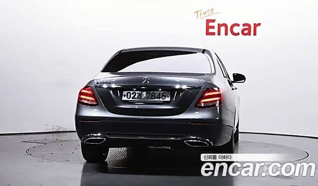 Mercedes-Benz E-класс W213 Avantgarde, 2019 4