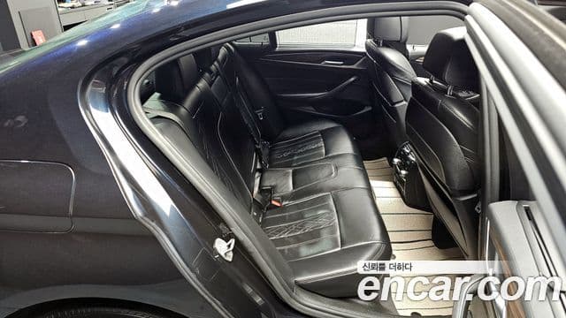 BMW 5시리즈 (G30) 520d xDrive M Sport Plus, 2018 11