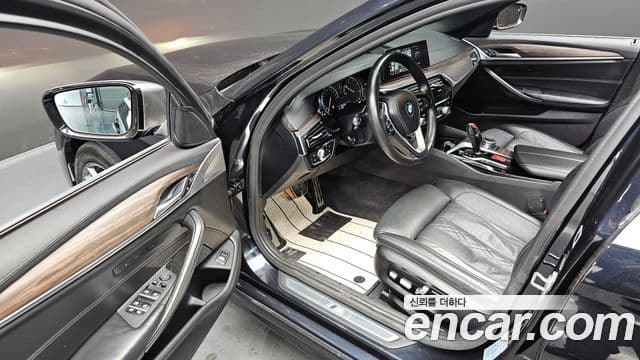 BMW 5시리즈 (G30) 520d xDrive M Sport Plus, 2018 12