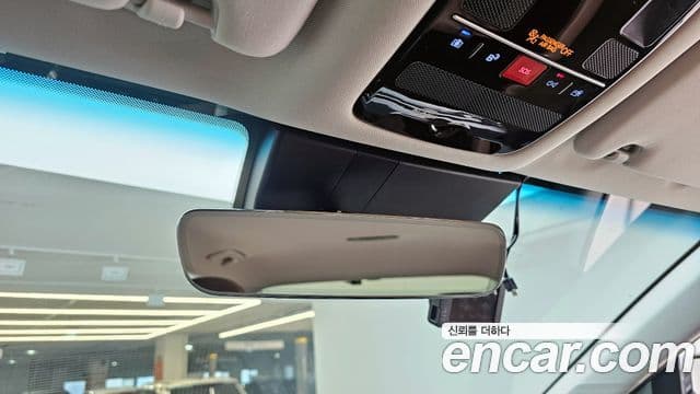 Hyundai Grandeur (GN7) Premium, 2023 18