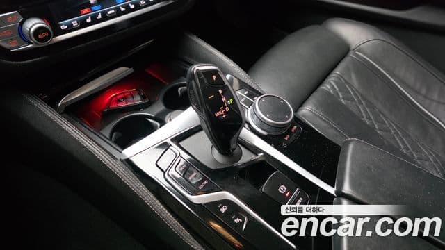 BMW 5시리즈 (G30) Luxury, 2021 9