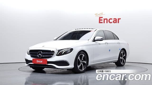 Mercedes-Benz E-класс W213 Avantgarde, 2020 1