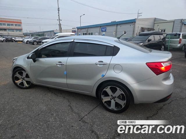 Kia All New Pride Prestige, 2013 все фото