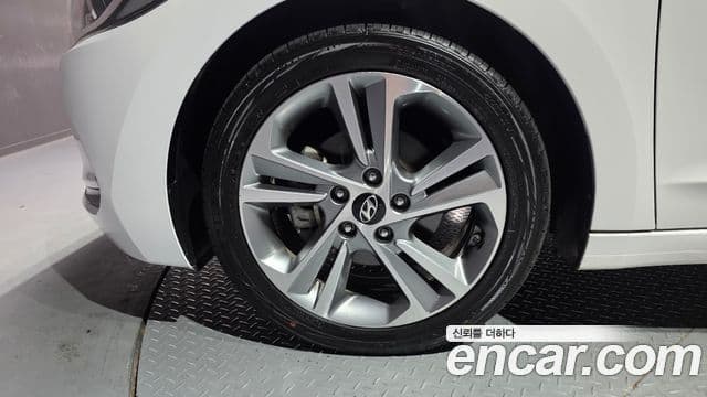 Hyundai Avante AD 1.6 GDI Value Plus, 2018 все фото