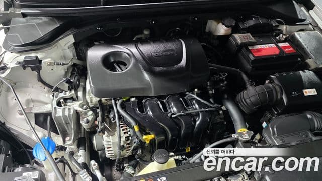 Hyundai Avante AD 1.6 GDI Value Plus, 2018 6