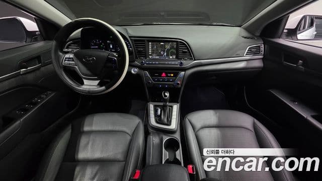 Hyundai Avante AD 1.6 GDI Value Plus, 2018 7