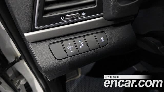 Hyundai Avante AD 1.6 GDI Value Plus, 2018 14