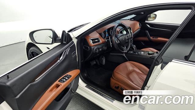 Maserati 기블리 3세대, 2019 10